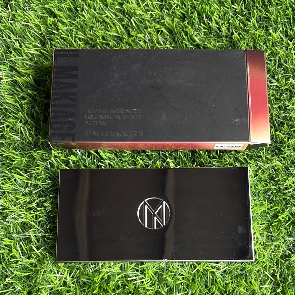 IL MAKIAGE Color Boss Master Palette in Treat Yo’Self